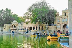 Jaisalmer Hostel Camel Castle & Safari