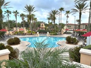 4 bed 3 bath vacation home in the amazing Regal Palms resort
