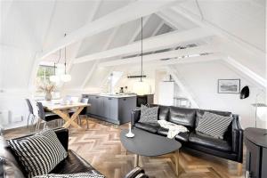 203-Ringkobing-Krae-Degns-Vej-3