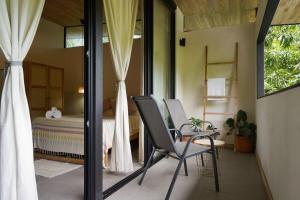 VED Beach Deluxe Studio 3, Steps to the Beach