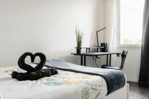 Maisons de vacances Cosy Hub : Confort pro garage proche transports : photos des chambres