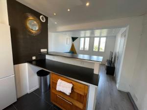 Appartements Bright Spacious Flat • 5 Guests • Near Tram : photos des chambres