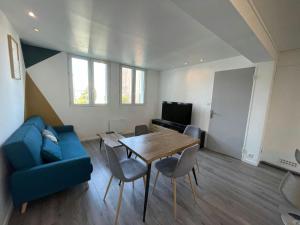 Appartements Bright Spacious Flat • 5 Guests • Near Tram : photos des chambres