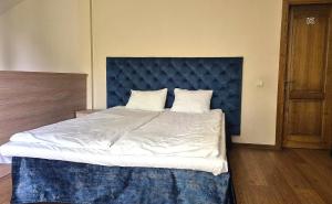 Atostogų namas su baseinu, jacuzzi ir pirtimi