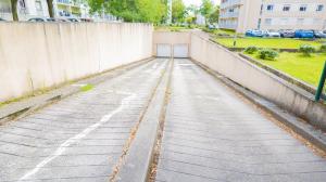 Appartements T5 Spacieux Metro Parking 2 min Creteil Soleil : Appartement 4 Chambres