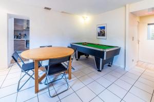 Appartements Montmorency Garden Billiards near Paris : photos des chambres