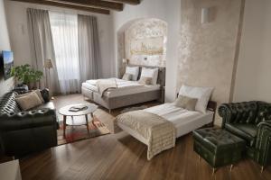 Kaiserstein Palace Apartments