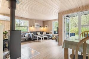 069-Ringkobing-Irisvej-1