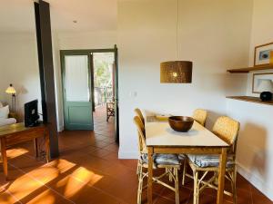 T3 · Charming seaside escape with stunning views