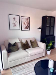 Moderne Ruheoase mit Balkon