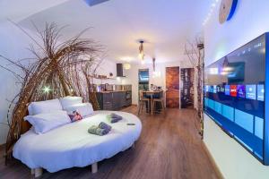 Le Nichoir Cosy : Évasion Bien-être et Massage