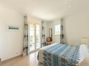 CASA-Mathilda luxueuse villa moderne avec piscine