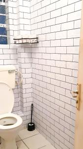 M studio Apartment - Centrally Located with Ordho Bed in Nairobi