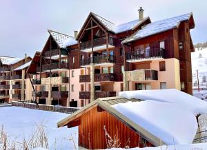 Appartements CASA-Amelie terrasse vue parking : photos des chambres