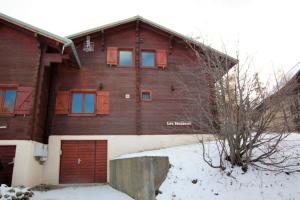 Maisons de vacances CASA Les Heureux Magnifique CHALET 6 chambres a RISOUL : photos des chambres