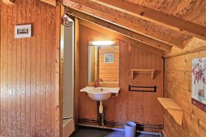 Maisons de vacances CASA Les Heureux Magnifique CHALET 6 chambres a RISOUL : photos des chambres