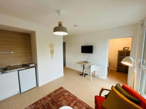 We Live In R - Suite 204