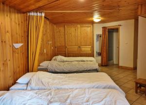 Chalets Casa-Chalet du Merle N° 1 : photos des chambres