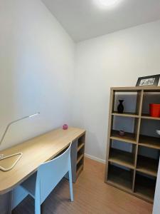 We Live In R - Suite 103