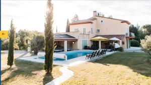 Villas Casa-Manon grande maison de vacances avec piscine : photos des chambres