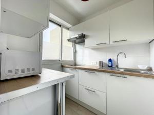 Studio Centreville Golfe Juan-2 couchages-Terrasse