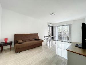 Studio Centreville Golfe Juan-2 couchages-Terrasse