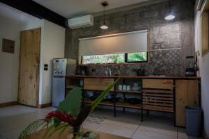 VED Beach Apt 4 - Steps to the Beach