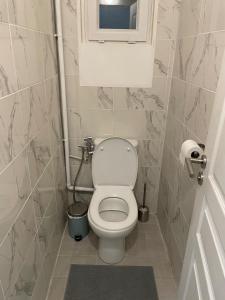Appartements Appartement entier T3 beau volume 1er etage : photos des chambres