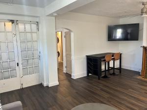Apartment in Newark