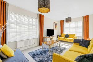 3 Bed HotTub House Castle Donington East Midlands Airport