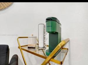 HOT TUB and Washer & Dryer in Unit