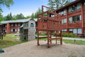 Evergreen Valley Inn
