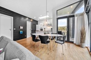 450-Hvide-Sande-Karen-Brands-Vej-183