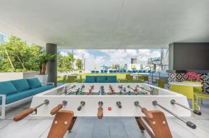 High-Rise Luxury Condo in Downtown Miami with Ocean Views