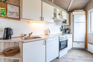 446-Hvide-Sande-Karen-Brands-Vej-149-b