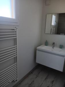 Chalet vue lac à 200 mètres des remontées