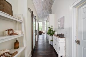 Downtown Loft - Walkable to Dining and Entertainment