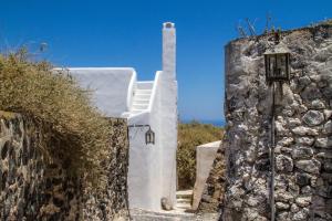 Skyline Villa Santorini Greece