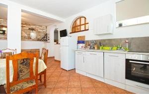 Stunning Apartment In Premantura