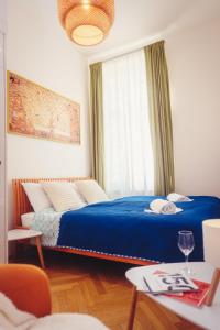 Lovely Family apartment with Terrace, near Center, Parks and City viewpoints