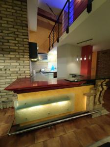 Noir Royale - Modern, Luxury, 3-level apartment