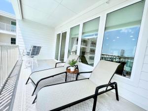 Sea Glass 311 2BR on the Beach