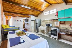 AF-69 Novidade, Toninhas Pé na Areia Casa C