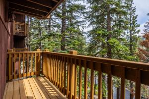 Mammoth Ski Racquet Club 32 - Newly Remodeled Pet Friendly