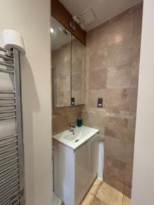 Charming Cozy Studio Apartment