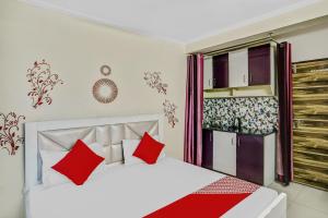 Hotel O Shankar Hotel Ghaziabad Railway Station