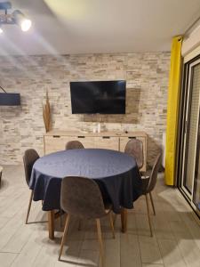 Appart terrasse climatisée 20 min de la Plage