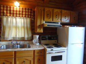 Cajun Cedar Log Cottages Ltd