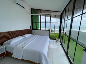 GLAMSUITE FRENTE AL MAR con HIDRO