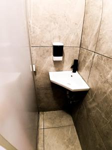 Rose Room literas , Paseo Durango